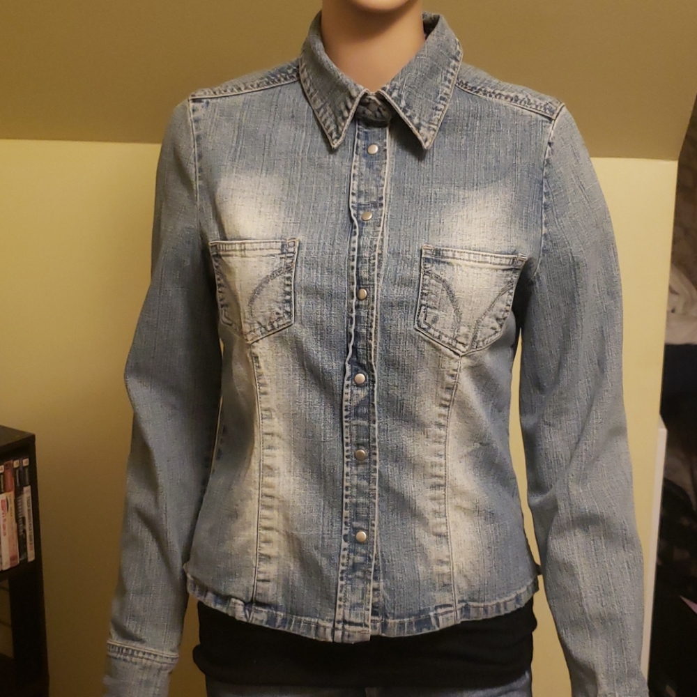 Jean jacket - Picture 3 of 7